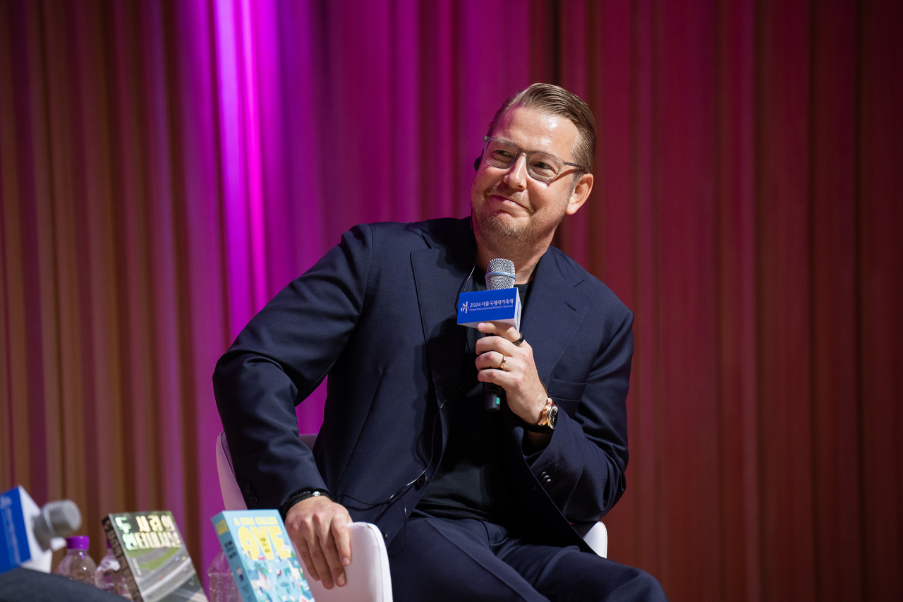 Fredrik Backman attends the 2024 Seoul International Writers‘ Festival at JCC Art Center in Jongno, Seoul, Saturday. (SIWF)