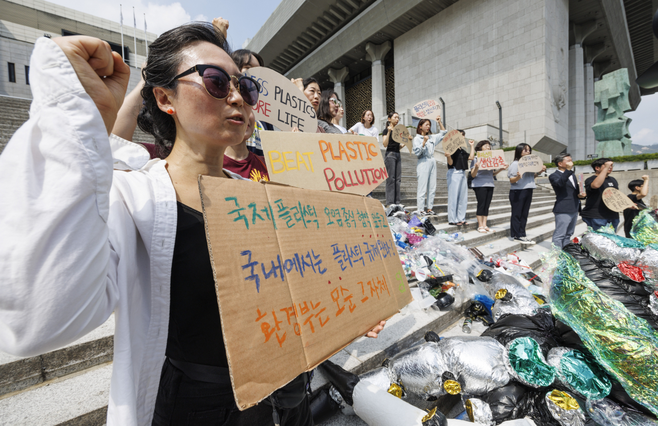 “답답해 죽겠네” 플라스틱 쓰레기 물었더니…묵묵부답 정부 [지구, 뭐래?]