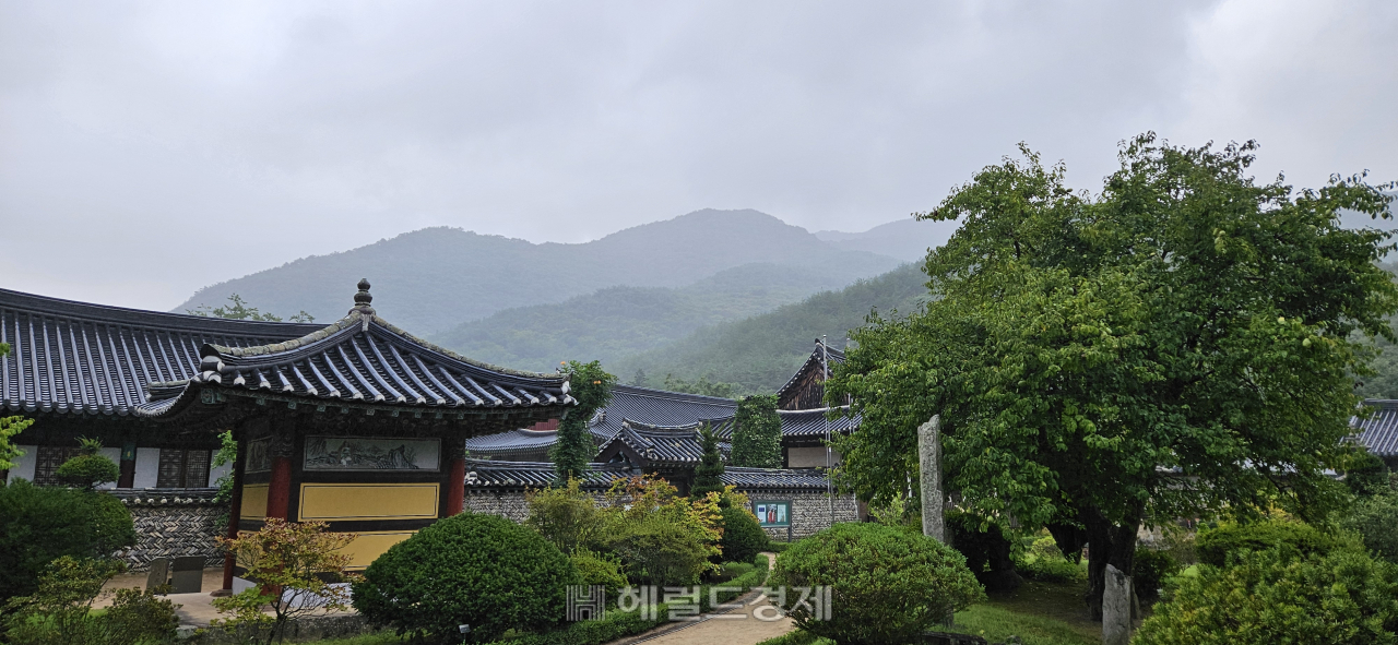 호랑이 품 안에 있는 사찰…‘화랑정신 발원지’ 청도 운문사 [정용식의 내 마음대로 사찰여행 비경 100선]