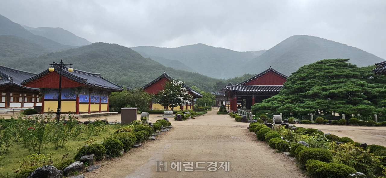 호랑이 품 안에 있는 사찰…‘화랑정신 발원지’ 청도 운문사 [정용식의 내 마음대로 사찰여행 비경 100선]