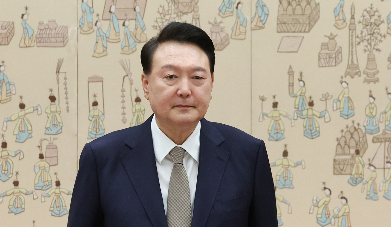 윤석열 대통령이 지난 12일 서울 용산 대통령실 청사에서 열린 국가인권위원장 임명장 및 국민경제자문회의·국가과학기술자문회의 부의장, 규제개혁위원장 위촉장 수여식에 참석하고 있다. [연합]