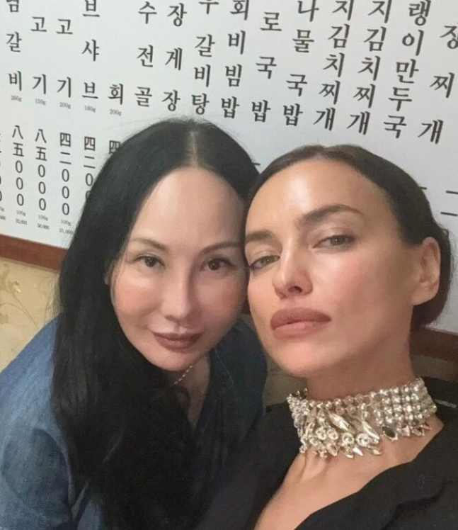 이리나 샤크가 서울을 방한해 찍은 사진을 SNS에 올렸다. [이리나 샤크 인스타그램 갈무리]