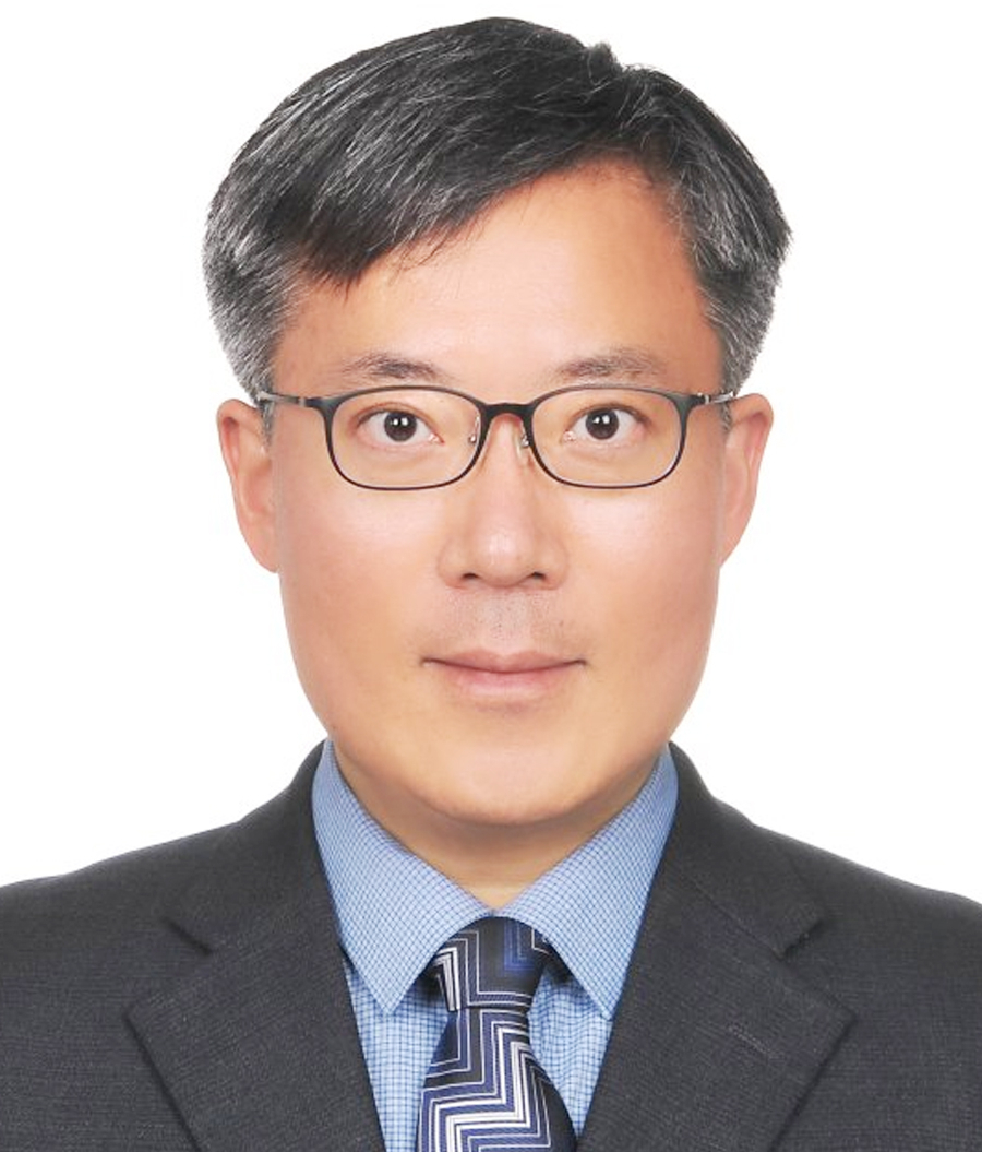 대통령실은 19일 윤석열 대통령이 신임 법무부 차관에 김석우 법무연수원장을 내정했다고 밝혔다. [연합]