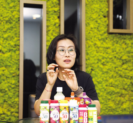 서일원 hy 건강식품CM 팀장은 헤럴드경제와 인터뷰에서 “하루 야채권장량 섭취를 기본으로 하되, 다양한 방법으로 건강관리를 할 수 있게 재밌는 시도를 해볼 계획”이라고 밝혔다. [hy 제공]