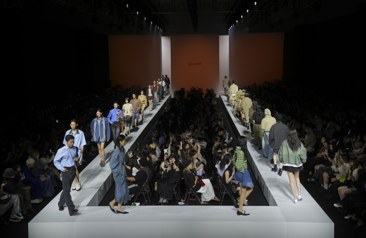 '2025 S/S 서울패션위크'에서 진행된 패션쇼 모습 [서울시 제공]