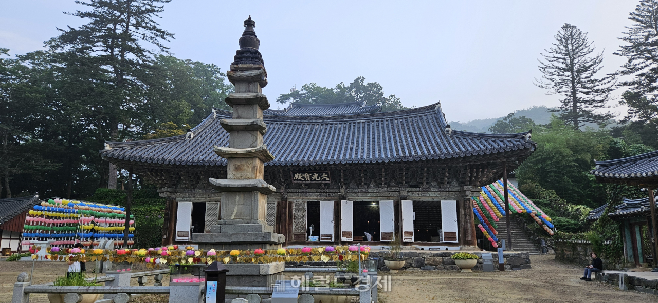 김시습·백범 김구 머무른 은둔 사찰…세계문화유산 공주 마곡사 [정용식의 내 마음대로 사찰여행 비경 100선]