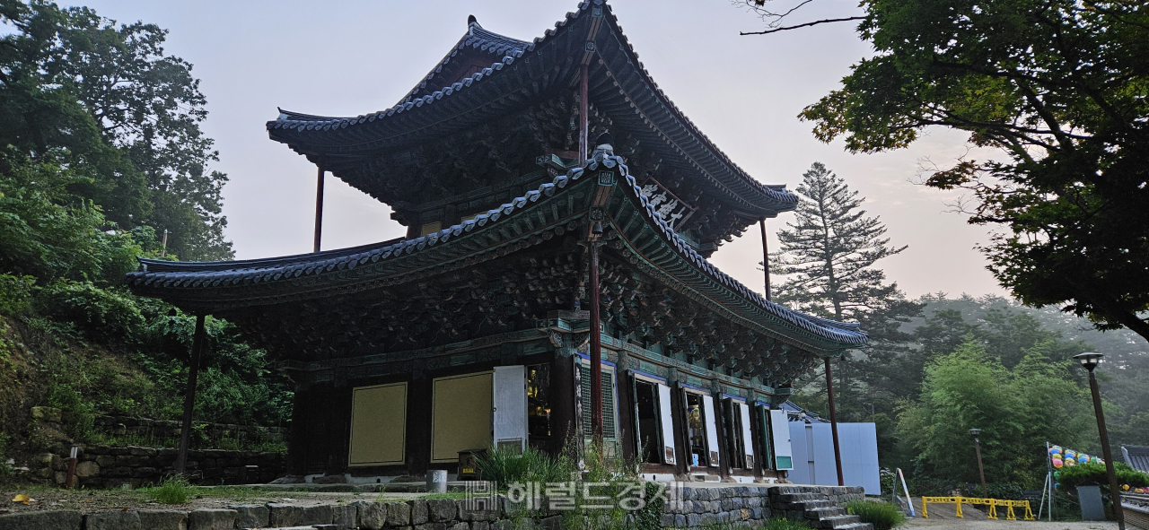 김시습·백범 김구 머무른 은둔 사찰…세계문화유산 공주 마곡사 [정용식의 내 마음대로 사찰여행 비경 100선]