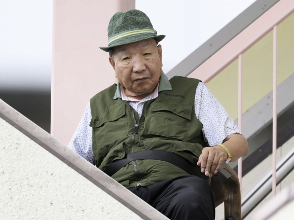 1966년 살인 사건으로 사형 판결을 받은 일본 전직 프로 복서 하카마다 이와오(88). 그는 26일 재심에서 무죄 판단을 받았다. 교도=연합