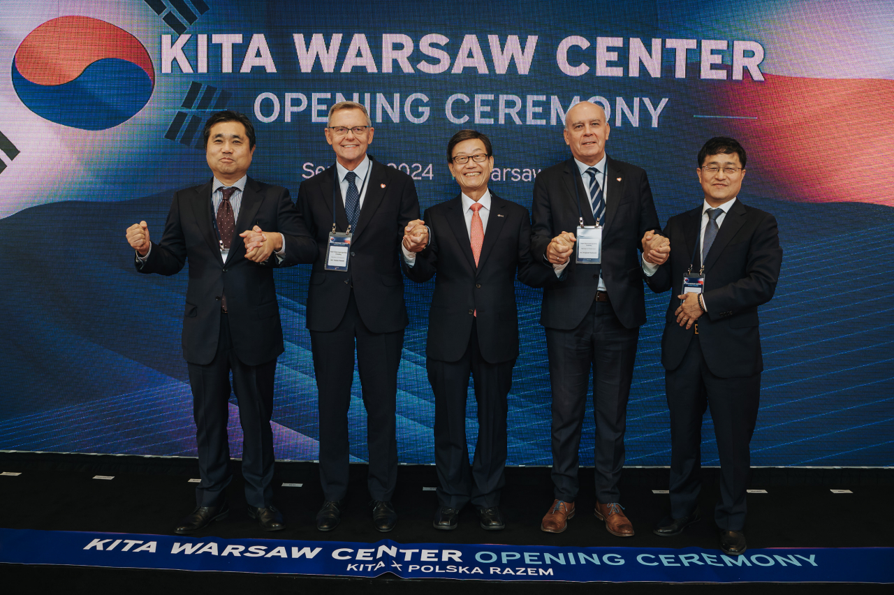 무협, 바르샤바 사무소 개소…윤진식 회장 “韓기업 역량 적극 알릴 것” - 헤럴드경제