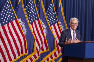 Fed's favored inflation gauge shows cooling price pressures, clearing way for more rate cuts