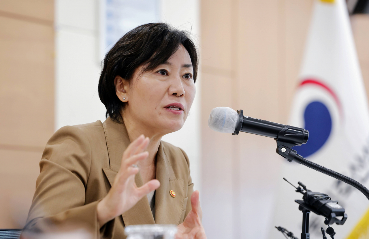 송미령 농림축산식품부 장관이 30일 오후 정부세종청사에서 기자 간담회를 열고 있다. [농림축산식품부 제공]