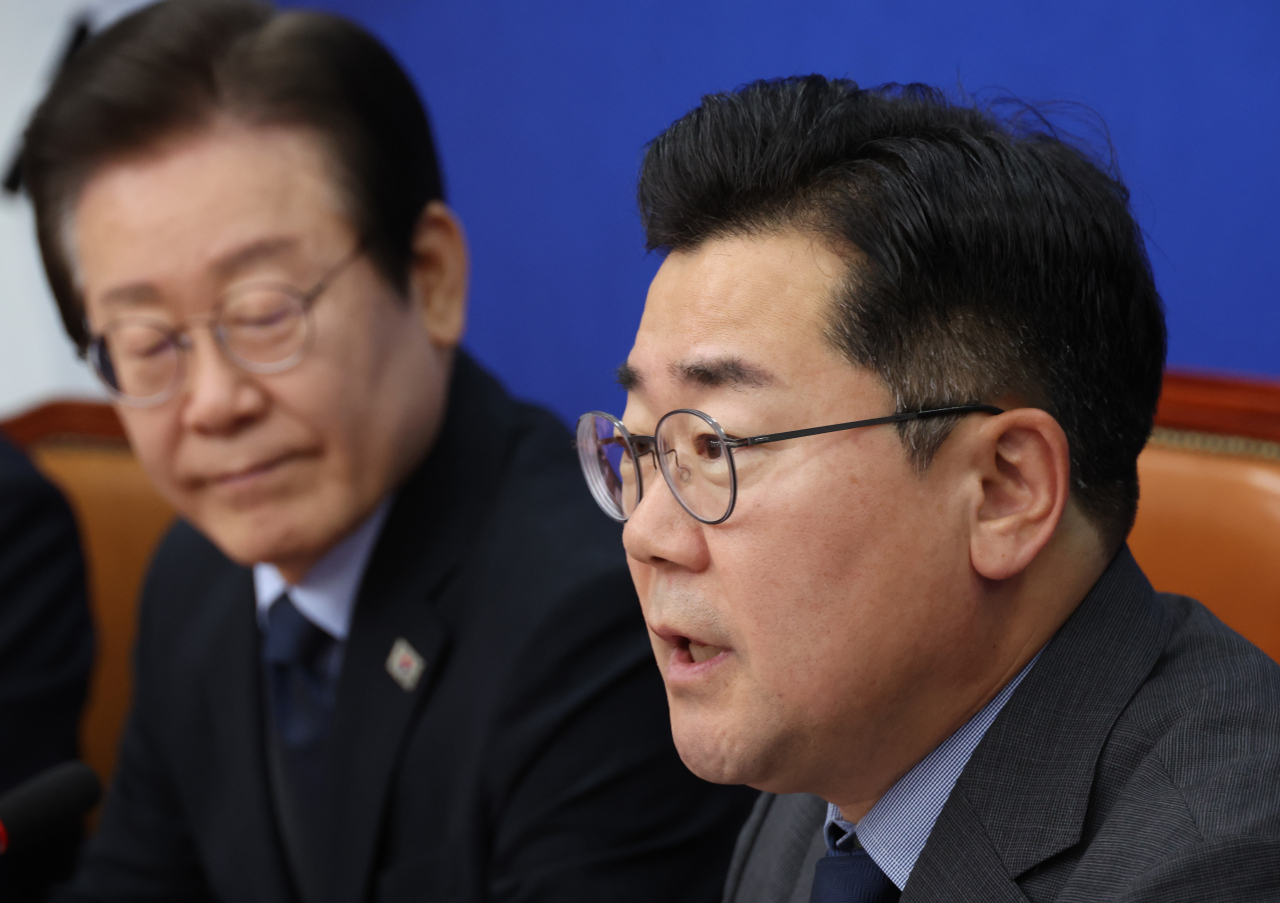 2일 국회에서 열린 더불어민주당 최고위원회의에서 박찬대 원내대표가 발언하고 있다. [연합]