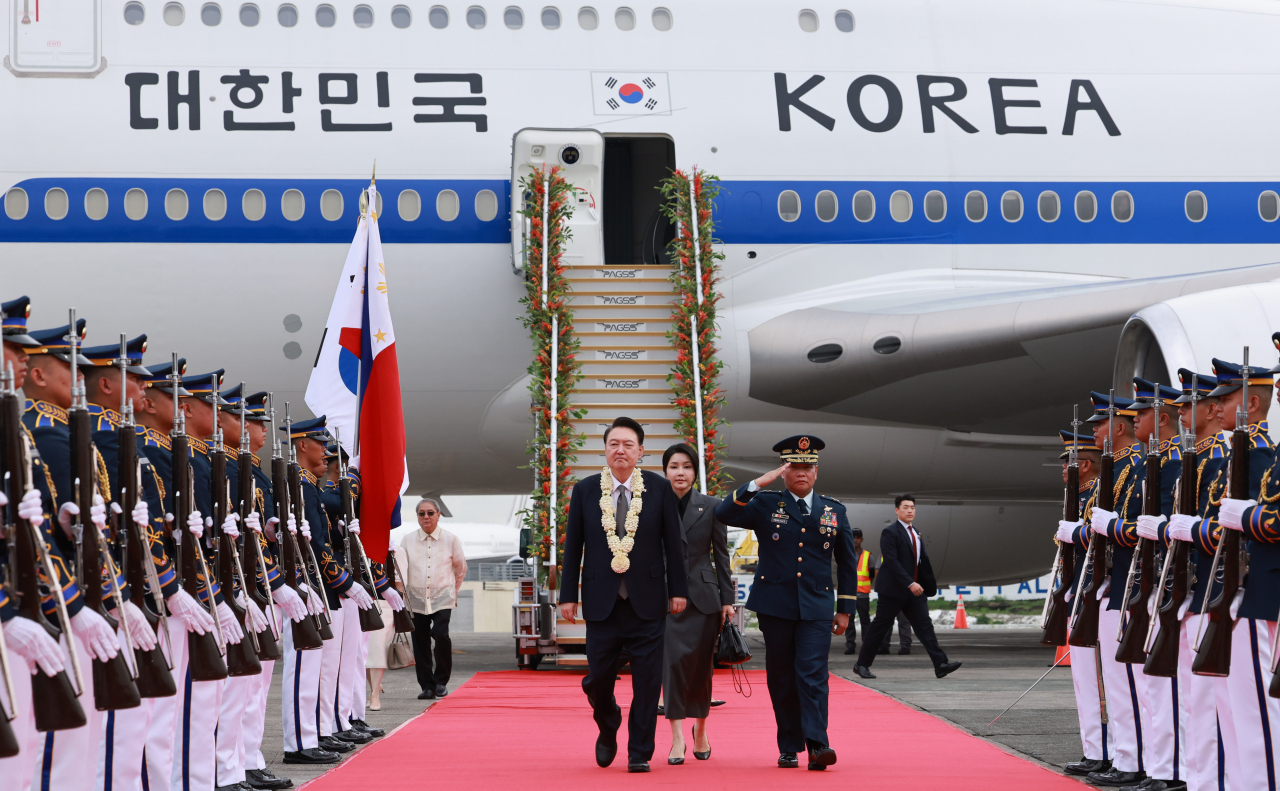 [속보] 尹, 필리핀 공항 도착…순방 일정 돌입