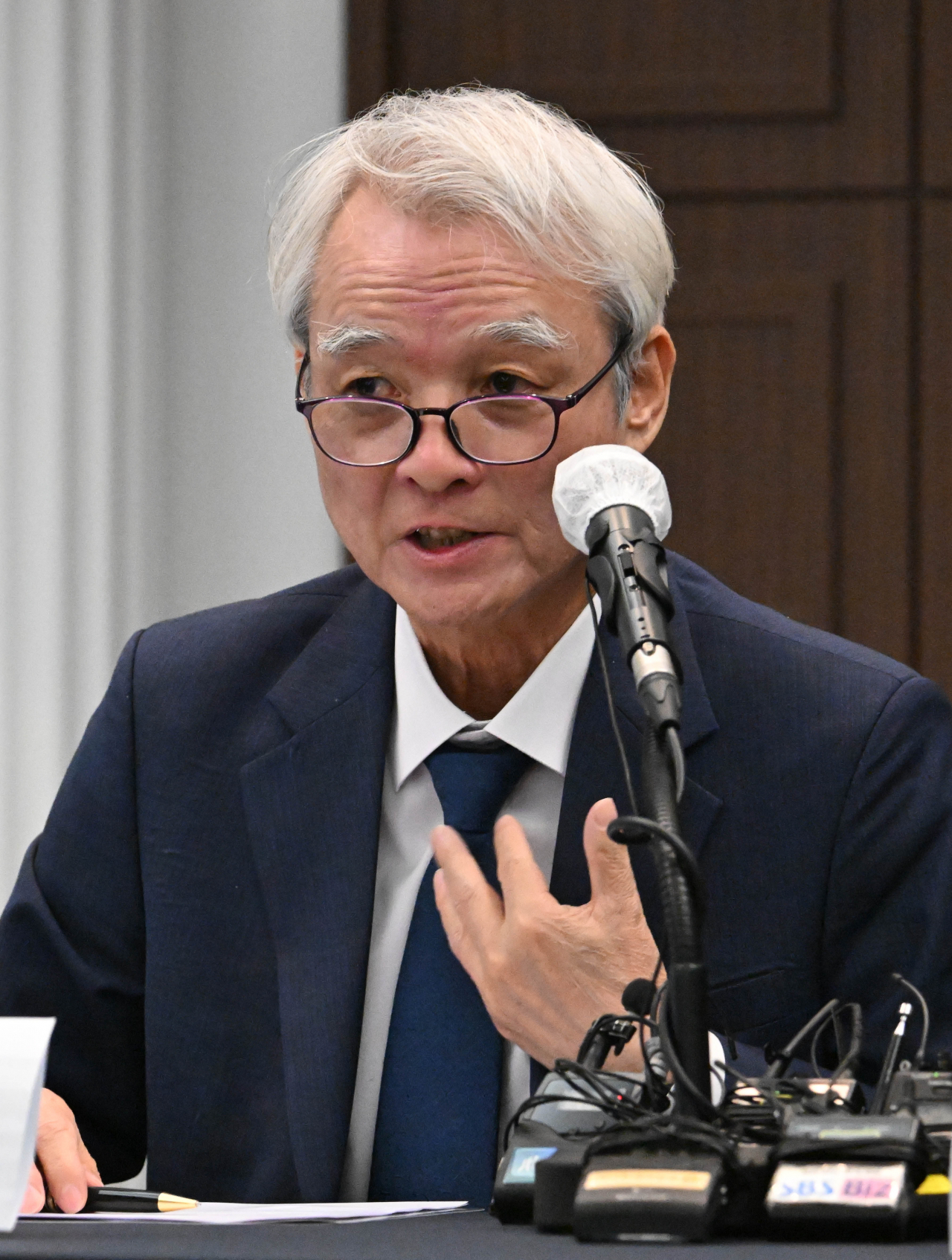 강성두 영풍 사장이 지난달 27일오전 서울 중구 프레스센터 내 프레스클럽에서 열린 고려아연 주식 공개매수 설명 기자간담회에 참석해 발언하고 있다. 임세준 기자