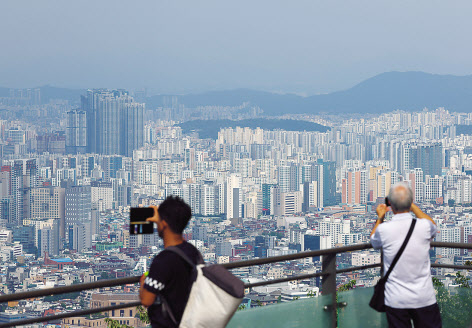 어쩐지 요즘 집 보러 오는 사람 없더라…집 값 올리던 돈줄 막혔다 [부동산360]