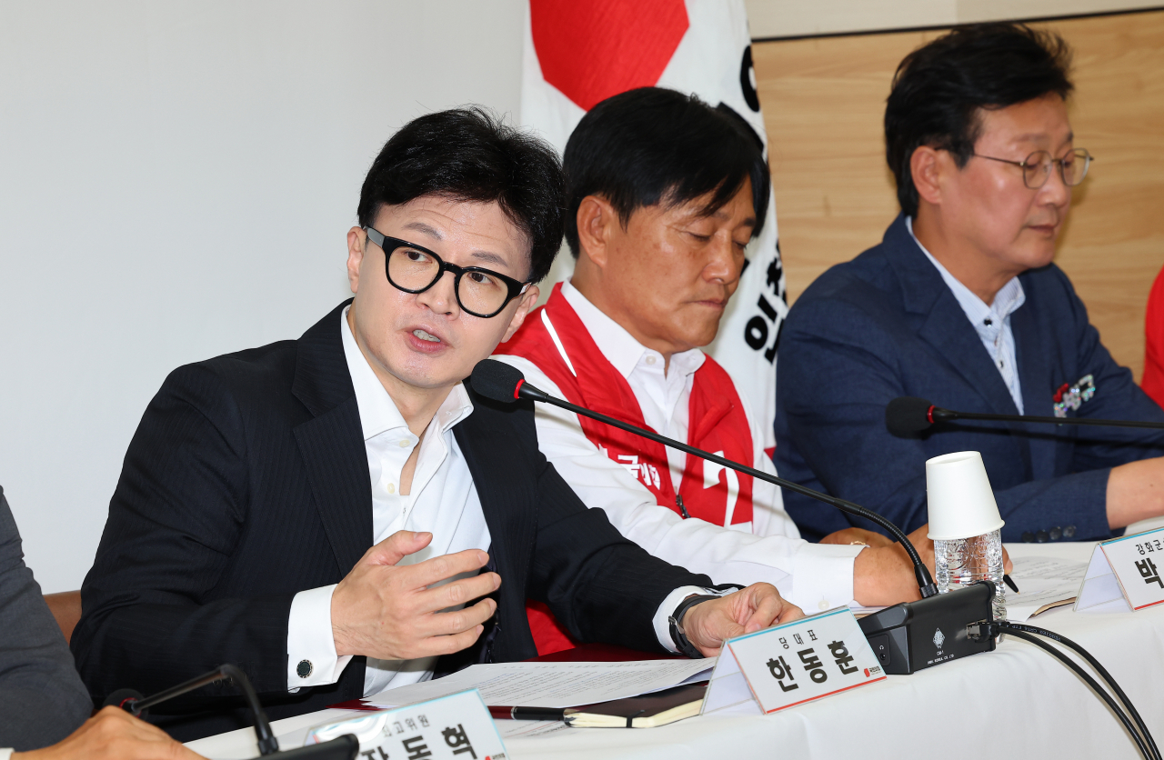 한동훈 국민의힘 대표가 10일 오전 인천 강화군 강화문화원에서 열린 인천 현장최고위원회의에서 발언하고 있다. [연합]