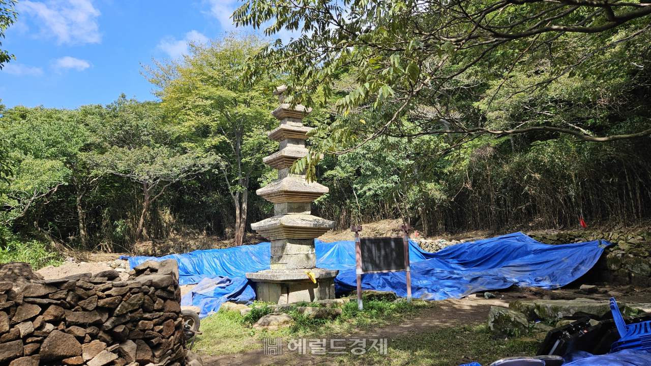 만일암 사지터 오층석탑