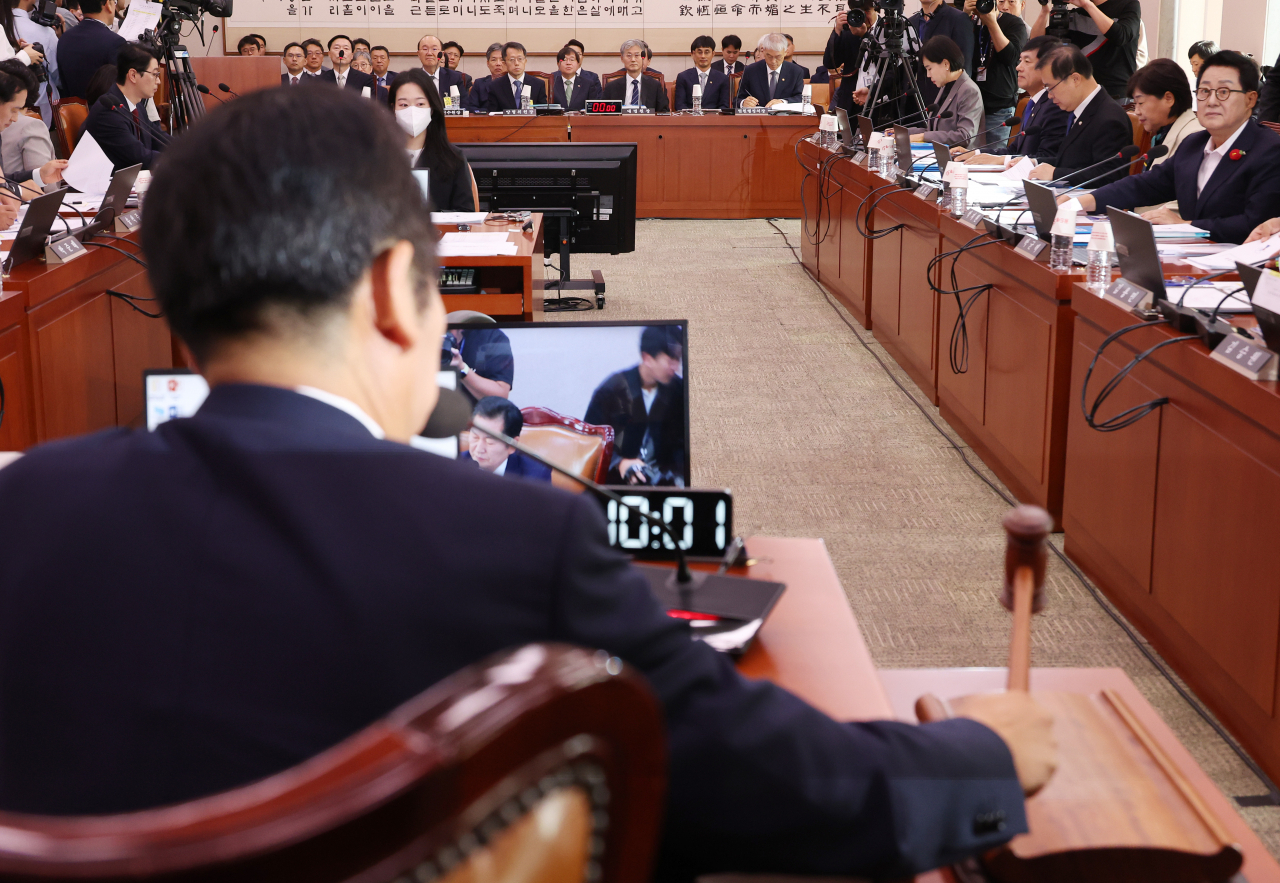 ‘김건희’ vs ‘이재명’ 공방 계속…국감 2주차, 공수처-검찰청 국감[이런정치]