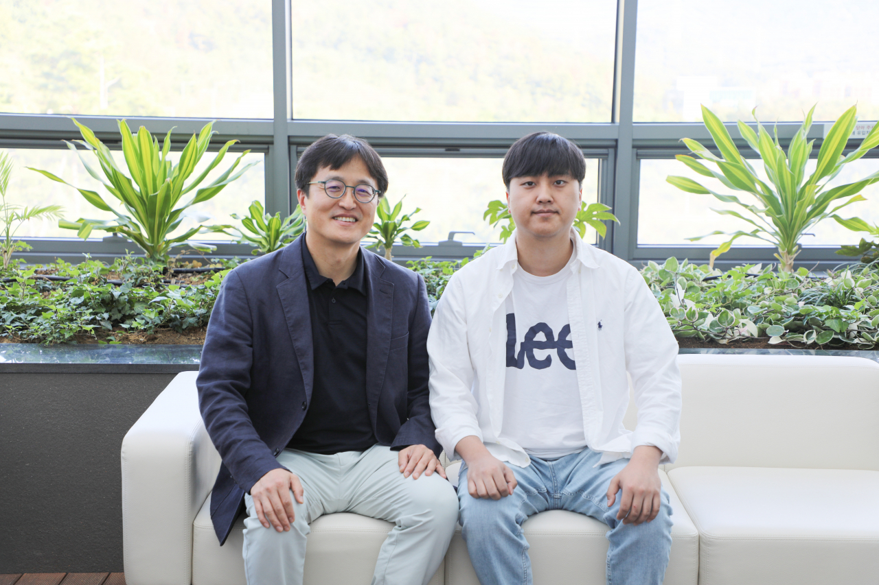 이번 연구를 수행한 박치영(왼쪽) 교수 연구팀.[DGIST 제공]