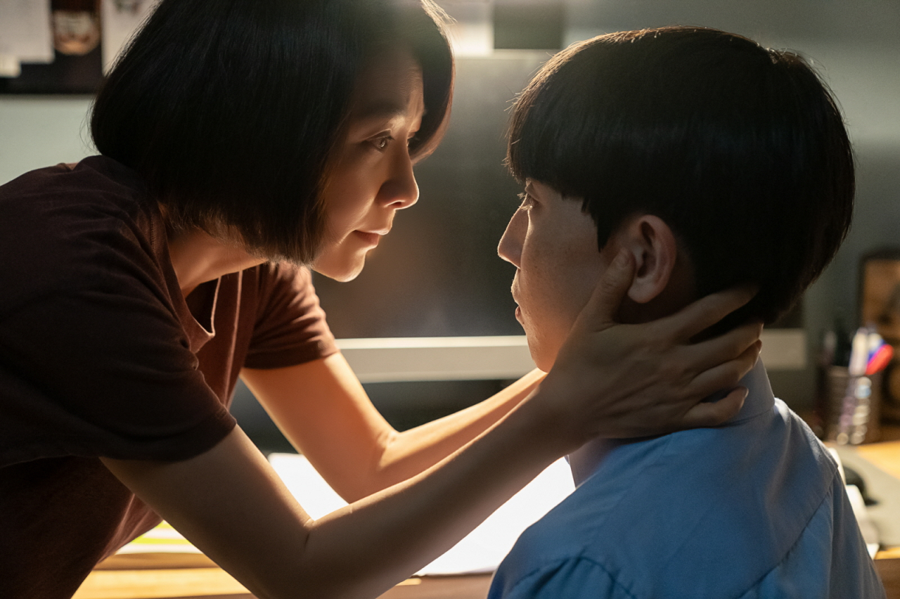영화 ‘보통의 가족’. [하이브미디어코프]