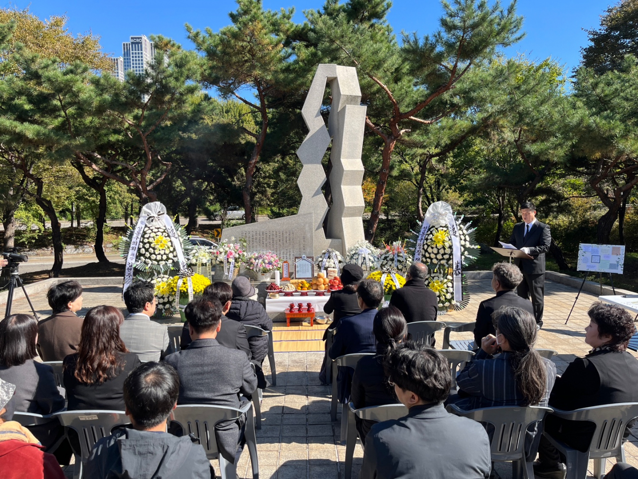 지난해 진행한 성수대교 사고 희생자 위령제 모습 [성동구 제공]