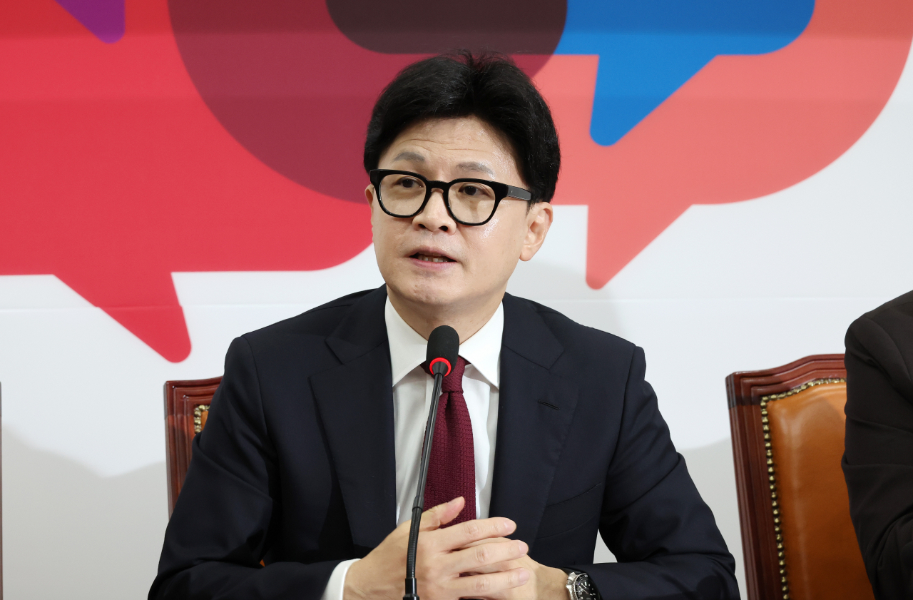 한동훈 국민의힘 대표가 17일 오전 국회에서 열린 최고위원회의에서 발언하고 있다. [연합]