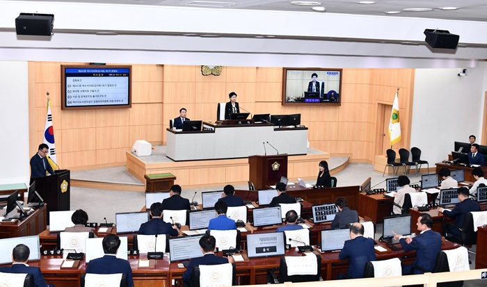 여수시의회 본회의장 자료 사진.