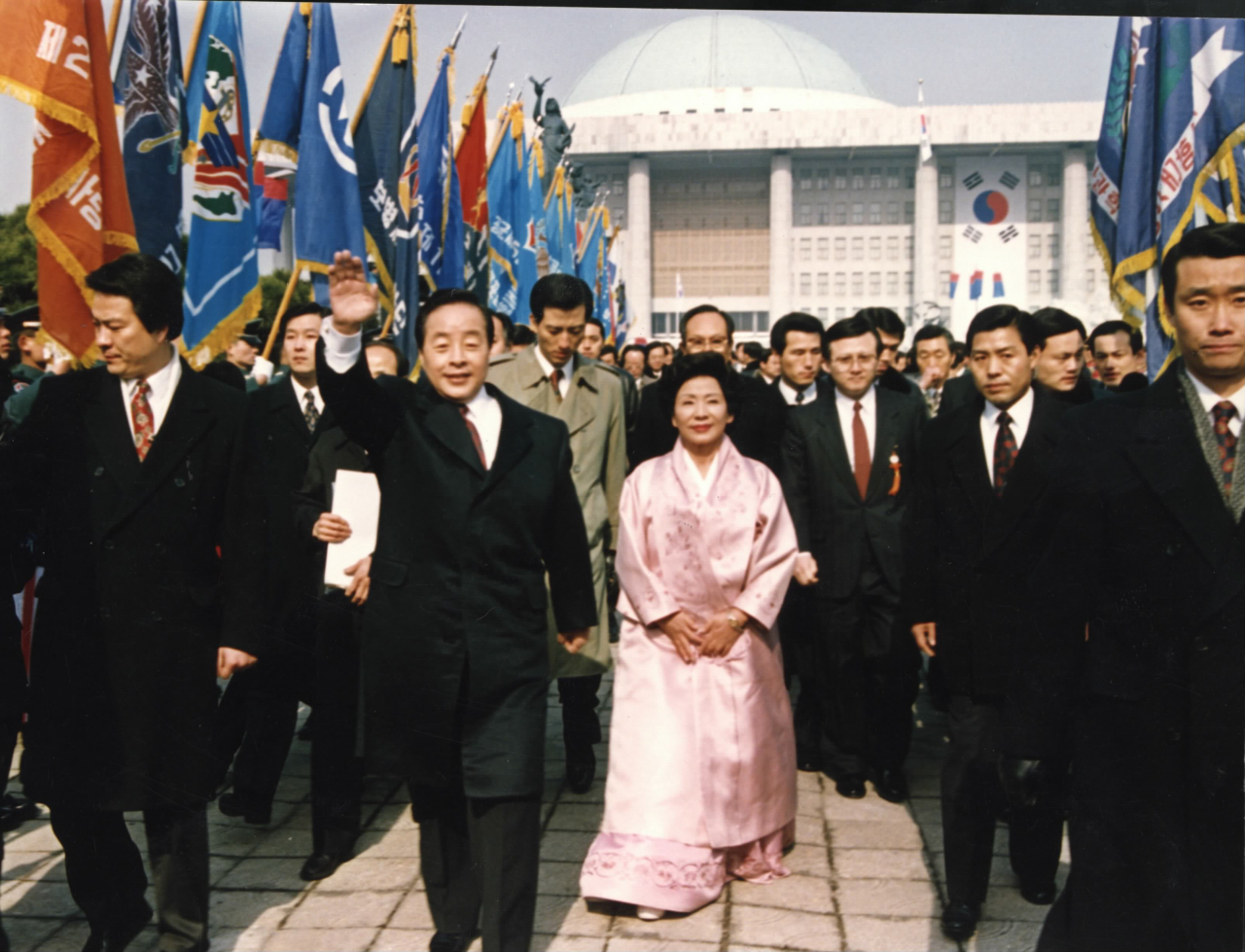 지난 1993년 2월 25일 국회에서 열린 고(故) 김영삼 전 대통령의 취임식 때 모습. [연합]