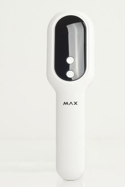 헤어케어 제품 중 하나인 바이온컴퍼니의 MAX 광파 두피 헤어진동 마사지빗. [해당 브랜드 제공]