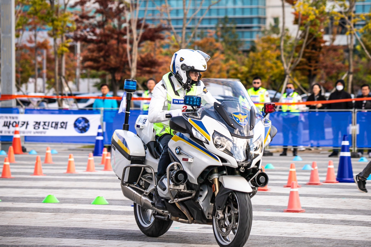 BMW 모토라드 제공