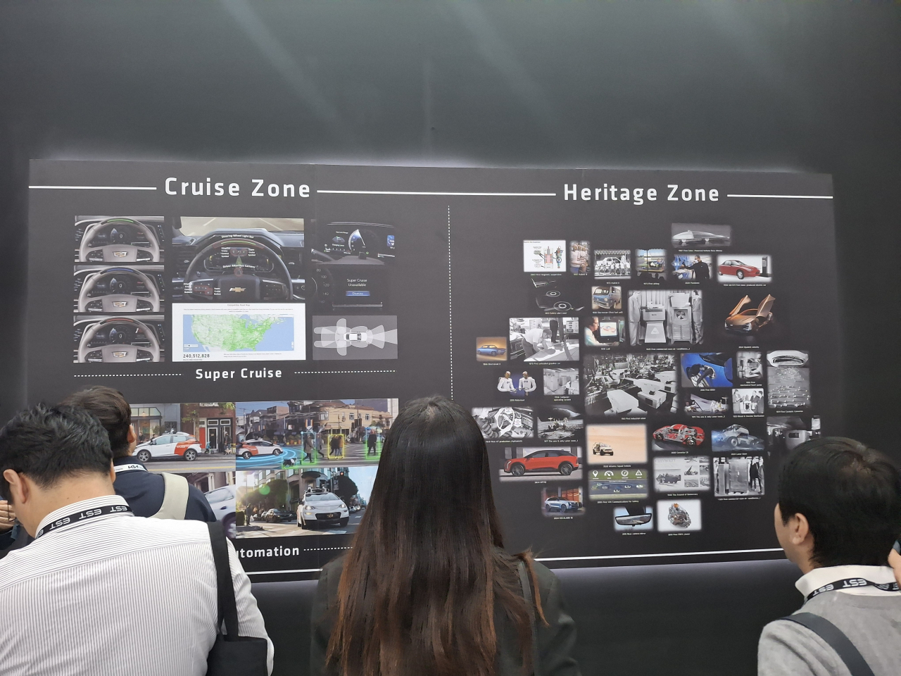 GM한국사업장의 GMTCK가 ‘DIFA2024’에 마련한 부스에 22일 관람객들이 운집해 있다. 대구=김성우 기자
