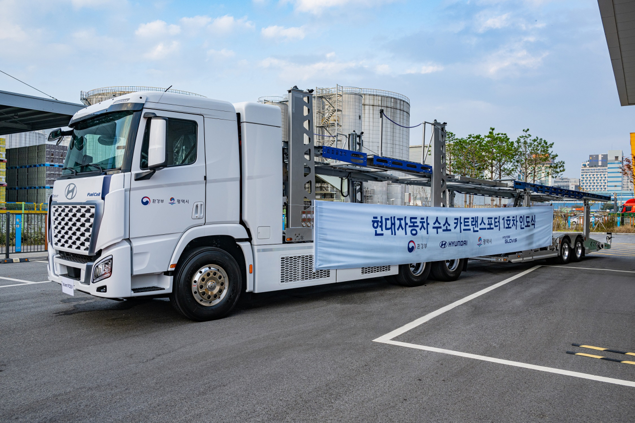 현대자동차 엑시언트 수소전기트럭 카트랜스포터 [현대차 제공]