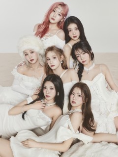 Now as group of seven, Kep1er continues their journey with new album