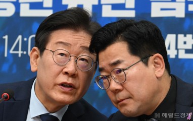"대놓고 불법 저지르는 정권 처음 봐"…대통령실 향해 공세 이어가는 더불어민주당 [임기자의 뷰파인더]