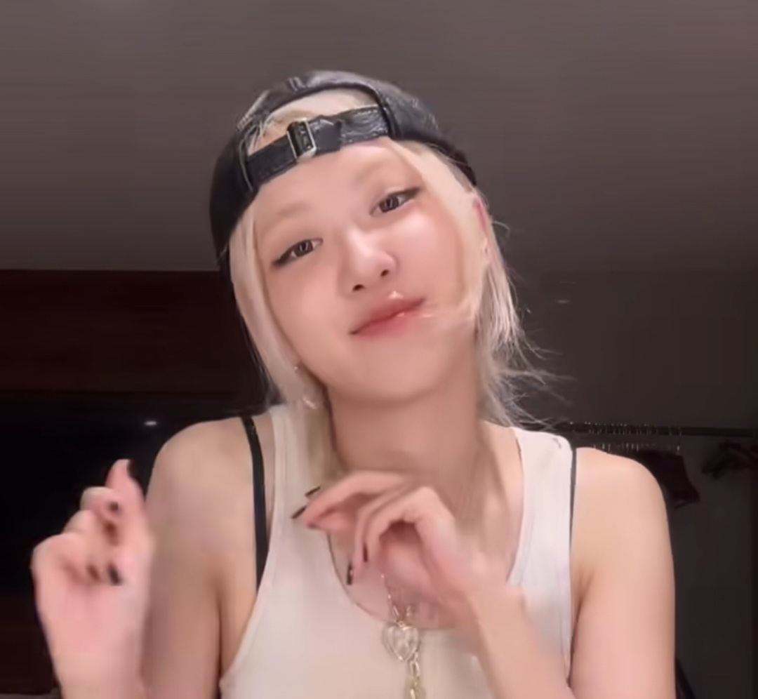 [로제 인스타그램 갈무리]