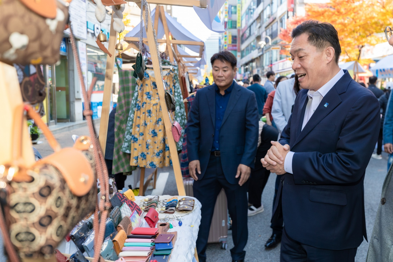 “지갑 열기 딱 좋은 20일”…이재준 새빛세일페스타 개막