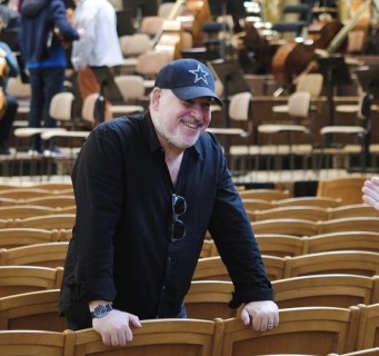 Composer Wildhorn readies to introduce his first small theater work