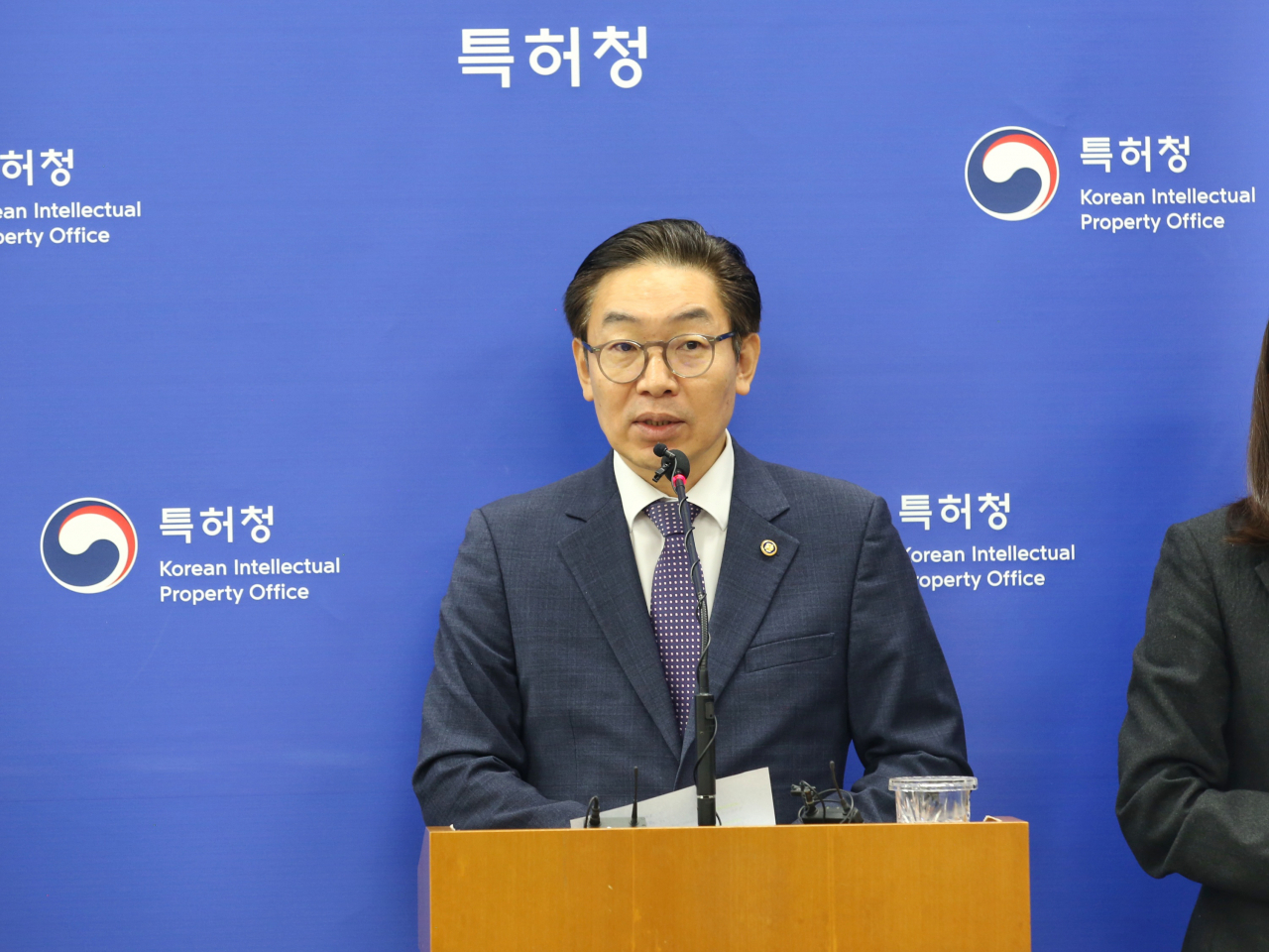 김완기 특허청장은 5일 정부대전청사에서 브리핑을 열고 지식재산 선순환 혁신생태계를 강화하는 ‘지식재산 기반 역동경제 구현 전략’을 발표했다.