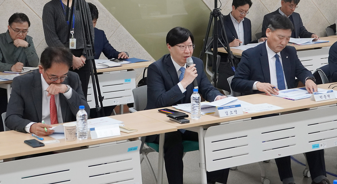 김소영 금융위원회 부위원장이 5일 오후 서울 여의도 금융보안교육센터 강의실에서 개최한 H지수 기초 ELS 대책 마련을 위한 공개세미나를 주재하고 있다. [금융위원회 제공]