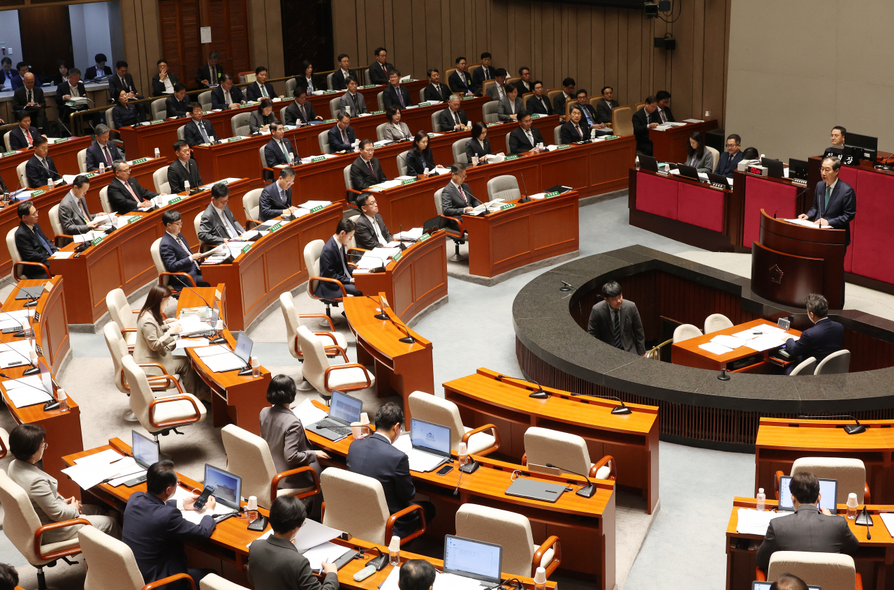 한덕수 국무총리가 7일 국회에서 열린 예산결산특별위원회에서 인사말을 하고 있다. [연합]