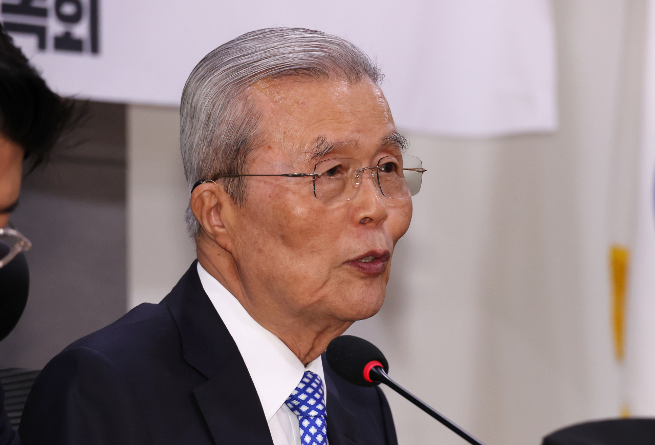 김종인 전 국민의힘 비상대책위원장이 7일 오후 국회 의원회관에서 열린 국민의힘 소장파 모임인 '첫목회' 초청 강연·토론회에서 발언하고 있다. [연합]