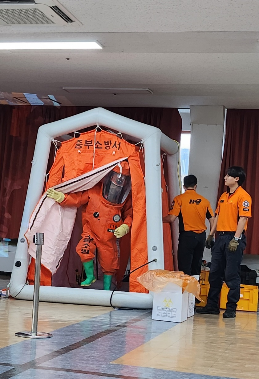 지난해 서울 중구가 진행한 생물테러 모의훈련 모습 [중구 제공]
