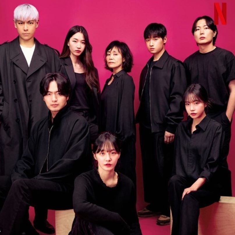 The cast of "Squid Game Season 2," with Choi Seung-hyun (back row, far left) (Netflix Korea's Instagram account)