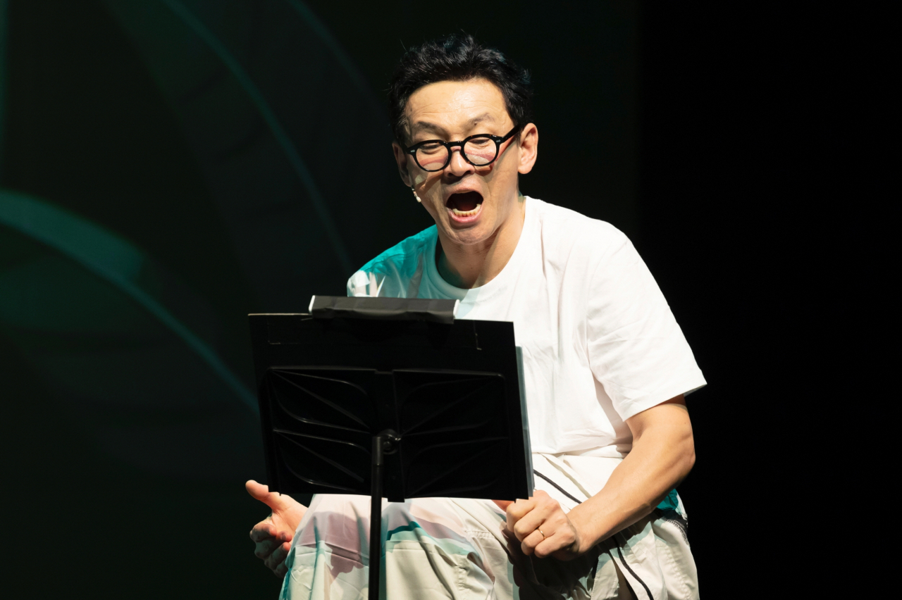 ‘대한민국은 공연 중’ 축제 일환으로 기획된 연극 ‘게릴라 씨어터’ 무대. [문화체육관광부]