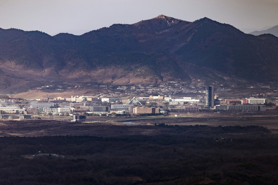 North Korea cuts off power supplies to shuttered inter-Korean industrial park