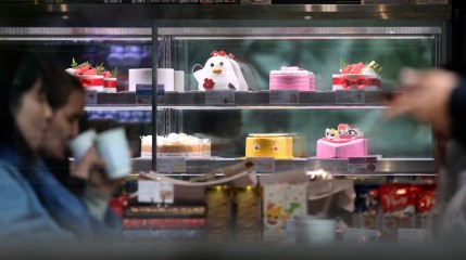 How much will you spend on Christmas cakes?