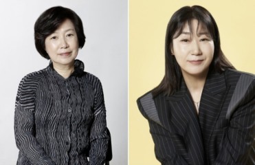 Actor Ra Mi-ran awarded Film Artist of the Year by Women in Film Korea