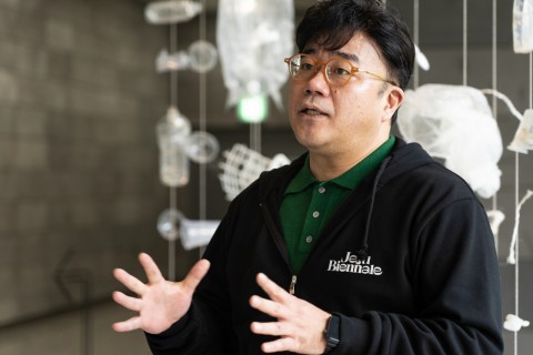 Jeju Biennale is at crossroad: artistic director  Lee Jong-hoo