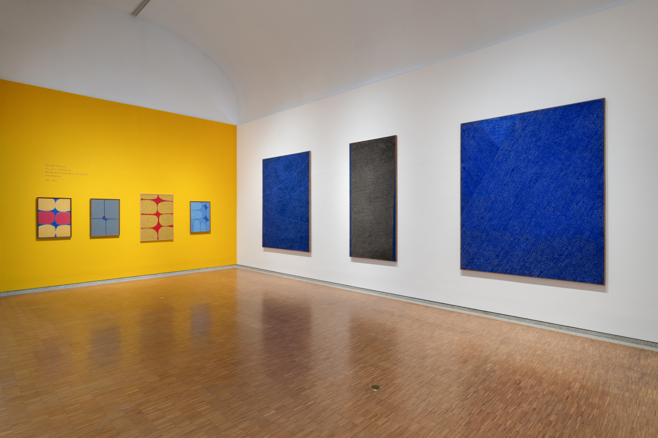 An installation view of “Kim Whanki_The Immortal Nature" at the Whanki Museum (Courtesy of the museum)