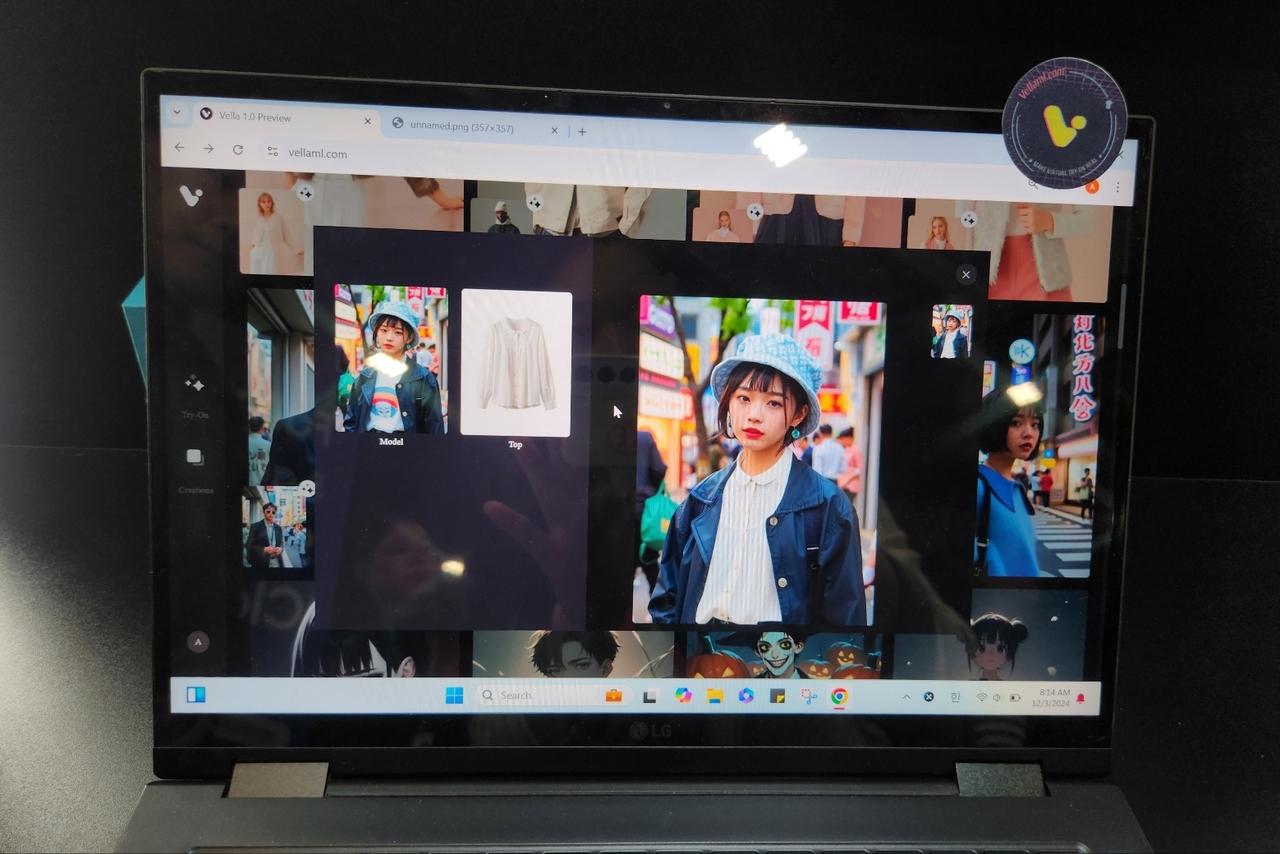 AI 커머스 테크 기업 옴니어스의 기술로 가상인간이 입은 옷을 티셔츠에서 블라우스로 변경한 모습. [권제인 기자/eyre@]